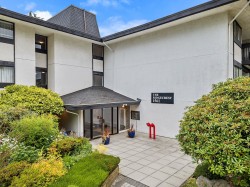 318-1561 Vidal Street  White Rock, BC V4B 5A7