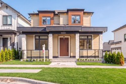 16586 22 Avenue  Surrey, BC V3Z 0V5
