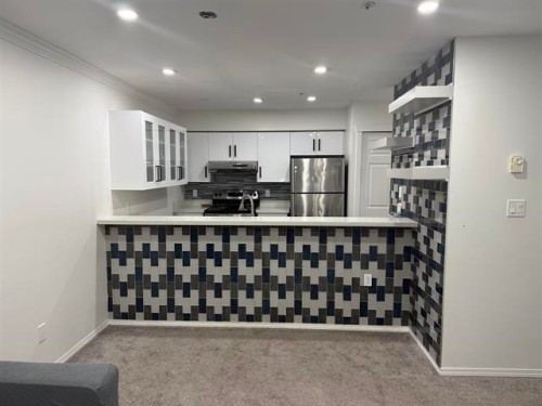 207-12739 72 Avenue  Surrey, BC V3W 4E8