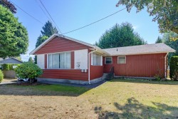 32712 Bevan Avenue Abbotsford, BC V2S 1T1