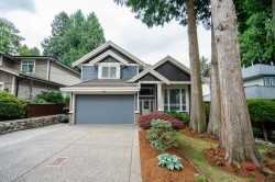 12658 16 Avenue  Surrey, BC V4A 1N1