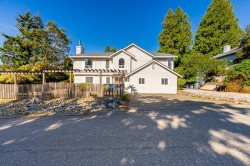 16143 9 Avenue  Surrey, BC V4A 8R4