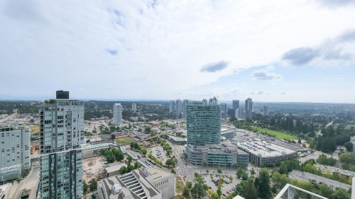 3608-13350 Central Avenue  Surrey, BC V3T 0S1