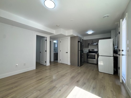 Basement rental-16794 20a Avenue , Surrey, BC V3Z 1H1 5