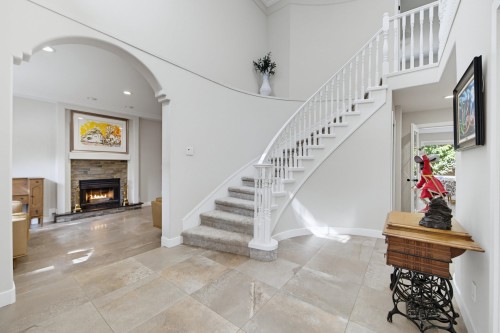 22315 47a Avenue  Langley, BC V2Z 1M5