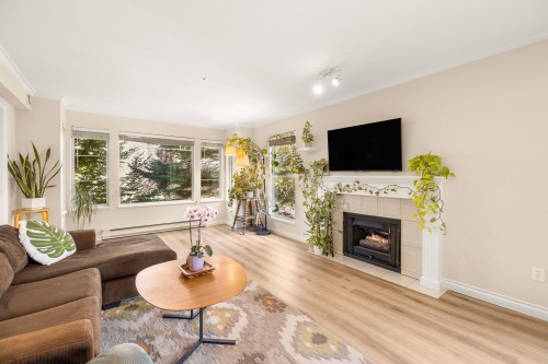 204-20350 54 Avenue  Langley, BC V3A 8J4