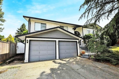 9230 212b Street  Langley, BC V1M 1K9