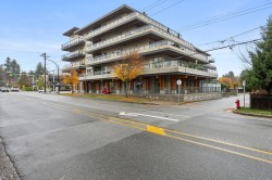 214-14022 North Bluff Road White Rock, BC V4B 3C3