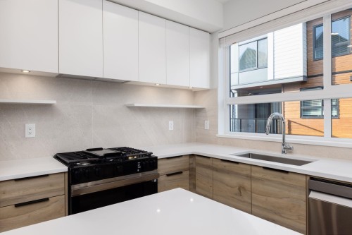 58-30530 Cardinal Avenue  Abbotsford, BC V2T 0L5