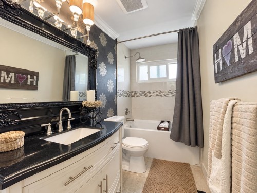8998 203B Street, Langley, BC 