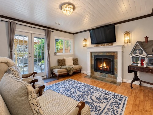 8998 203B Street, Langley, BC 