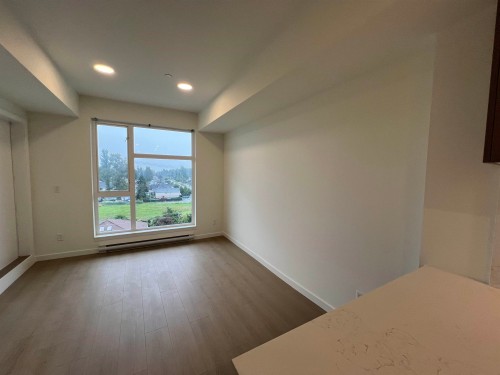 E609-10828 139a Street , Surrey, BC V3R 0H3 5
