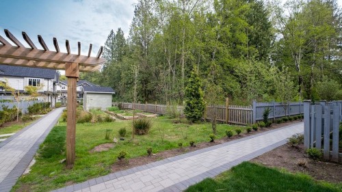 122-13898 64 Avenue, Surrey, BC 