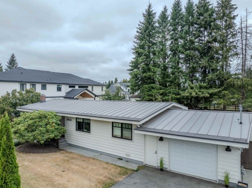 24633 56 Avenue  Langley, BC V2Z 1B9