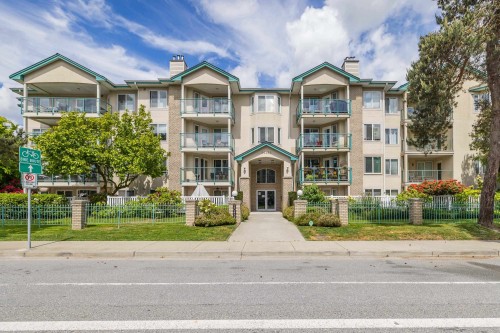 104-20433 53 Avenue  Langley, BC V3A 7A6