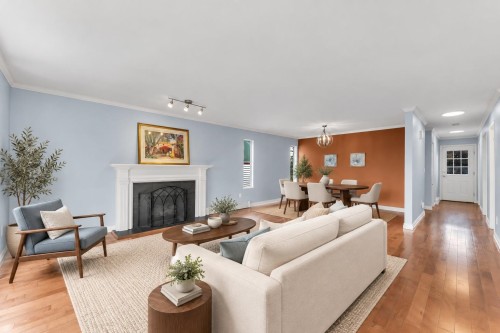 15555 Buena Vista Avenue  White Rock, BC V4B 1Y9