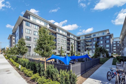 302-15825 85 Avenue , Surrey, BC V4N 6W9 5