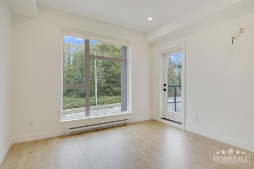 207-14398 60 Avenue , Surrey, BC V3X 2N5 4