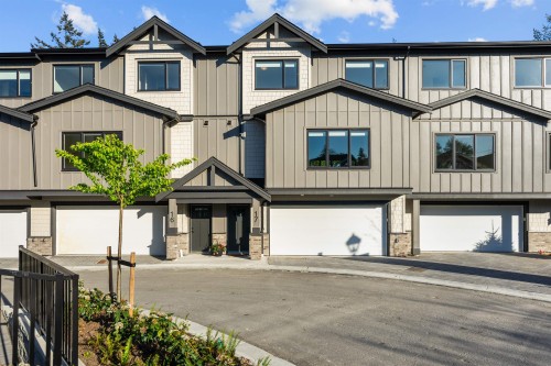 15-6828 208a Street  Langley, BC V2Y 4C4
