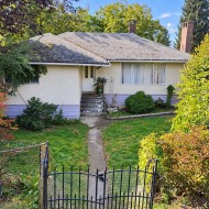 10369 125 Street Surrey, BC V3V 4Y6