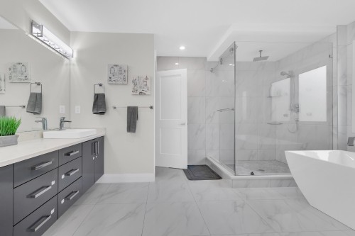7434 202A Street, Langley, BC 