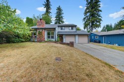 15279 21a Avenue Surrey, BC V4A 5X8