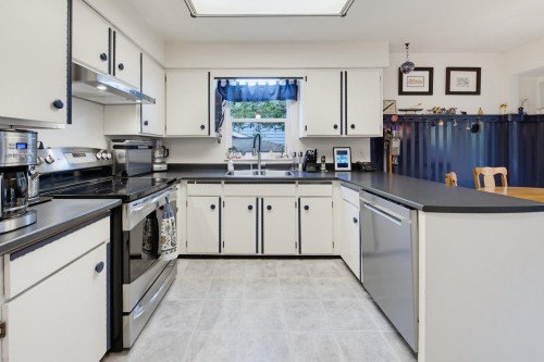 15279 21A Avenue, Surrey, BC 