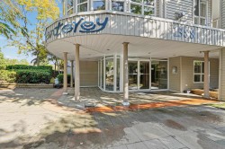 109-1588 Best Street White Rock, BC V4B 4G1