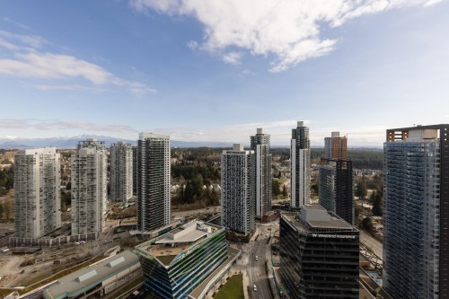 3311-13573 98a Avenue Avenue  Surrey, BC V3T 0X1