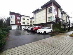 11-32138 George Ferguson Way Abbotsford, BC V2T 0G8