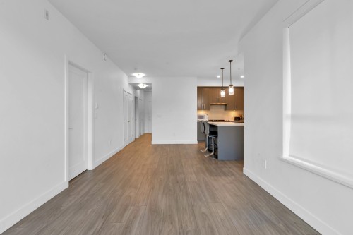 214-18811 72 Avenue, Surrey, BC 