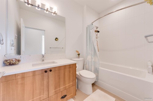 A502-20487 65 Avenue, Langley, BC 