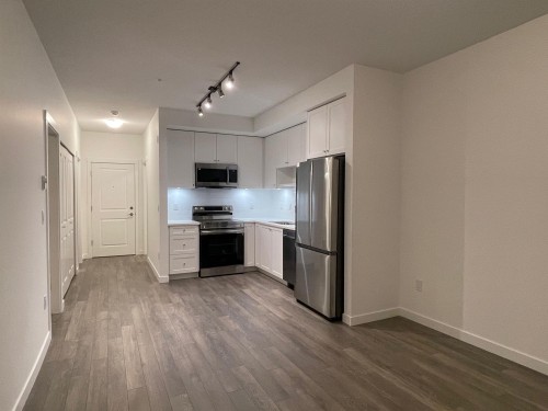 509-8509 158 Street , Surrey, BC V6N 6Y6 5