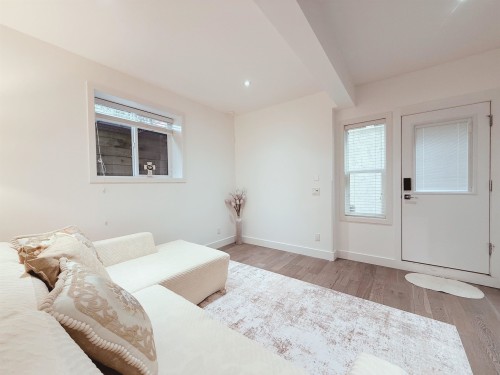 Basement-1030* 166b Street , Surrey, BC V4N 6V4 5