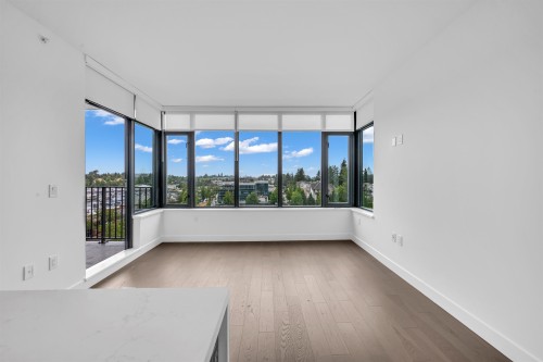 702-1588 Johnston Road, White Rock, BC 