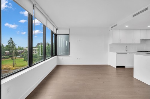 702-1588 Johnston Road, White Rock, BC 