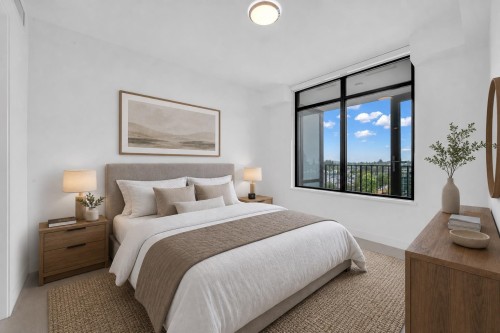 702-1588 Johnston Road, White Rock, BC 