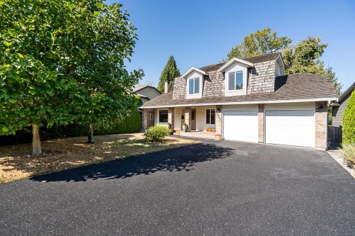 20087 50a Avenue  Langley, BC V3A 7H8