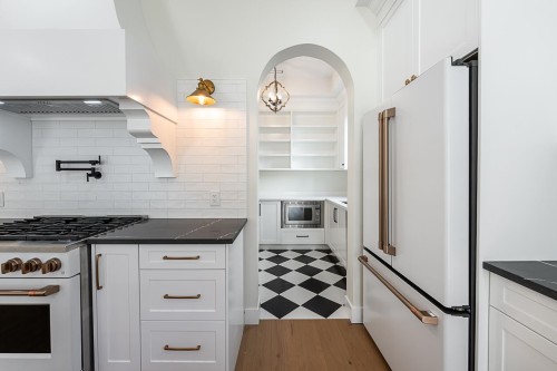 23762 Old Yale Road, Langley, BC 