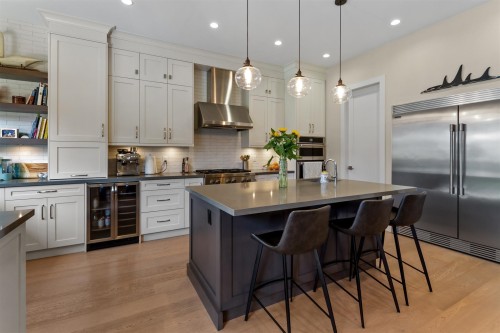 2611 127A Street, Surrey, BC 