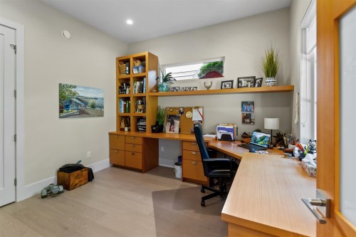 2611 127A Street, Surrey, BC 