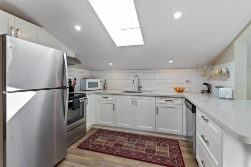 2611 127A Street, Surrey, BC 