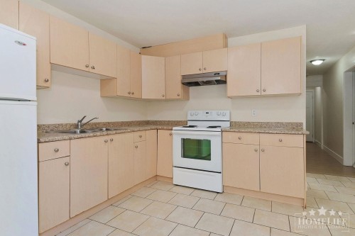 Basement-12970 60 Avenue , Surrey, BC V3X 2L5 5