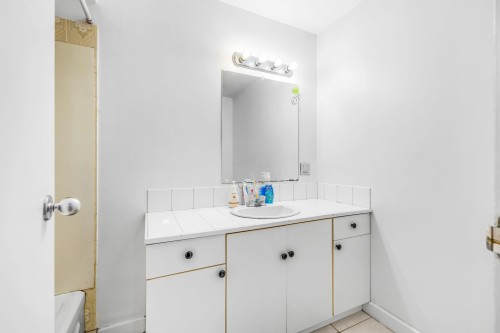 1-9400 122 Street, Surrey, BC 