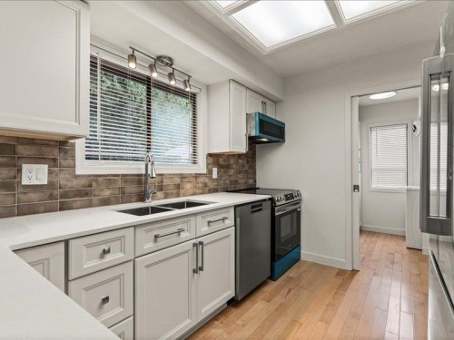 2470 Woodstock Drive, Abbotsford, BC 