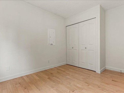 2470 Woodstock Drive, Abbotsford, BC 
