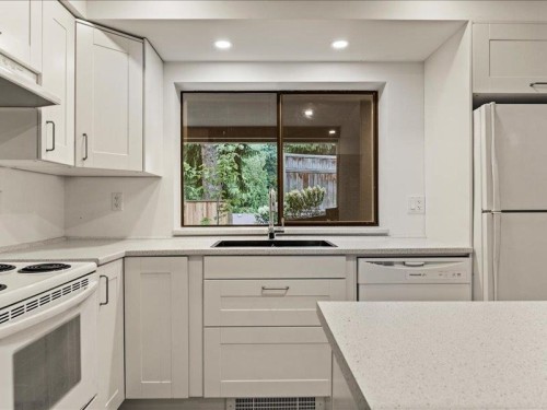 2470 Woodstock Drive, Abbotsford, BC 