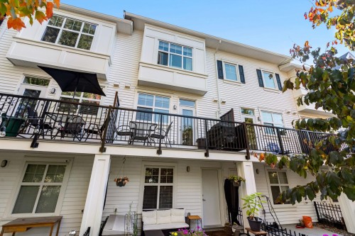 53-27735 Roundhouse Drive, Abbotsford, BC 