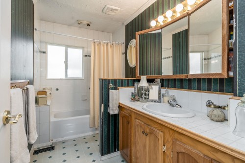 34257 Woodbine Crescent, Abbotsford, BC 