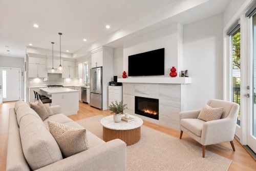 16475 21A Avenue, Surrey, BC 